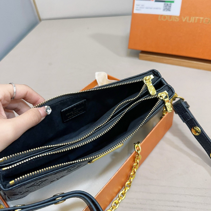 LOUIS VUITTON（ルイヴィトン）ミニバッグ 脇下バッグ ハンドバッグ レディース