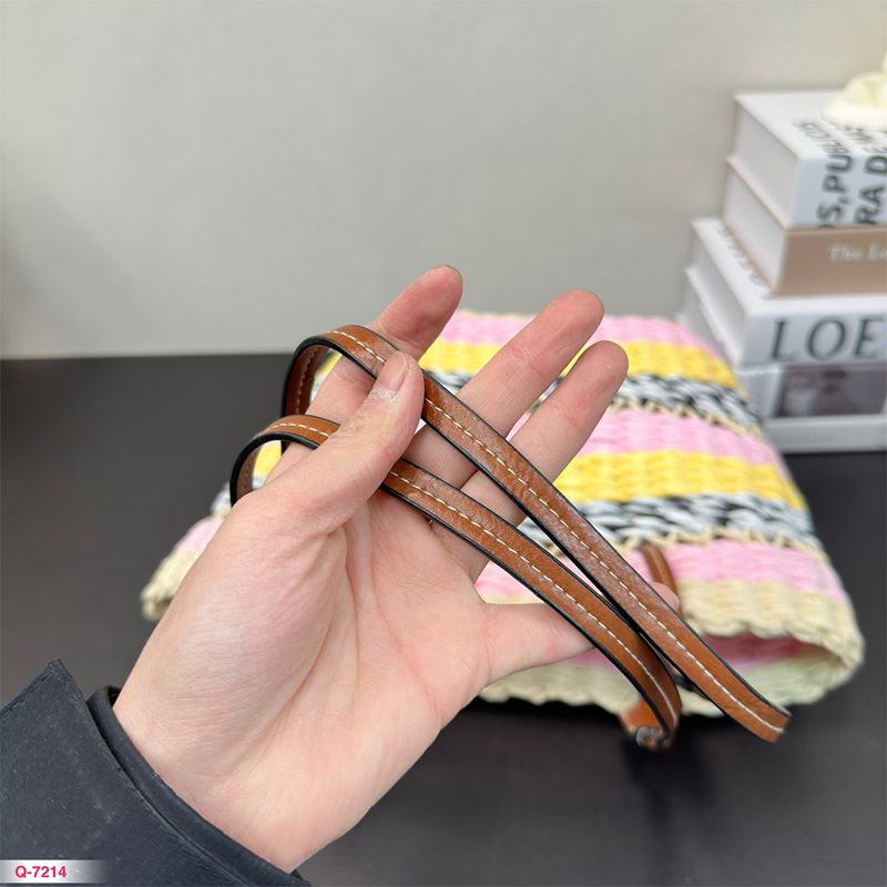 ロエベ (LOEWE) Squeeze クロシェ バッグ ハンドバッグ  レディース