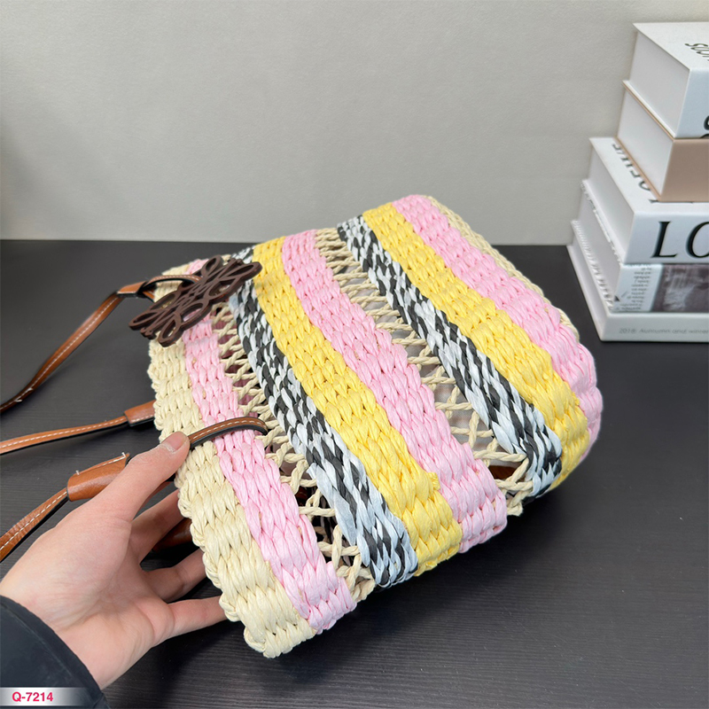 ロエベ (LOEWE) Squeeze クロシェ バッグ ハンドバッグ  レディース