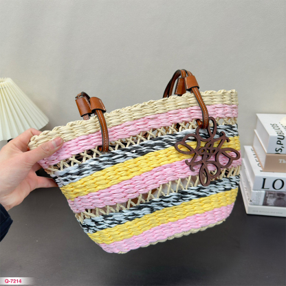 ロエベ (LOEWE) Squeeze クロシェ バッグ ハンドバッグ  レディース