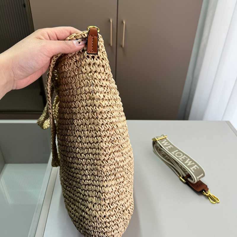 ロエベ (LOEWE) Squeeze クロシェ バッグ ハンドバッグ  レディース