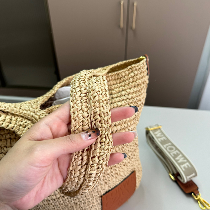 ロエベ (LOEWE) Squeeze クロシェ バッグ ハンドバッグ  レディース