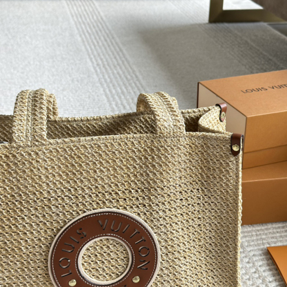 ルイ・ヴィトン（LOUIS VUITTON）トートバッグ 編みバッグ レディース