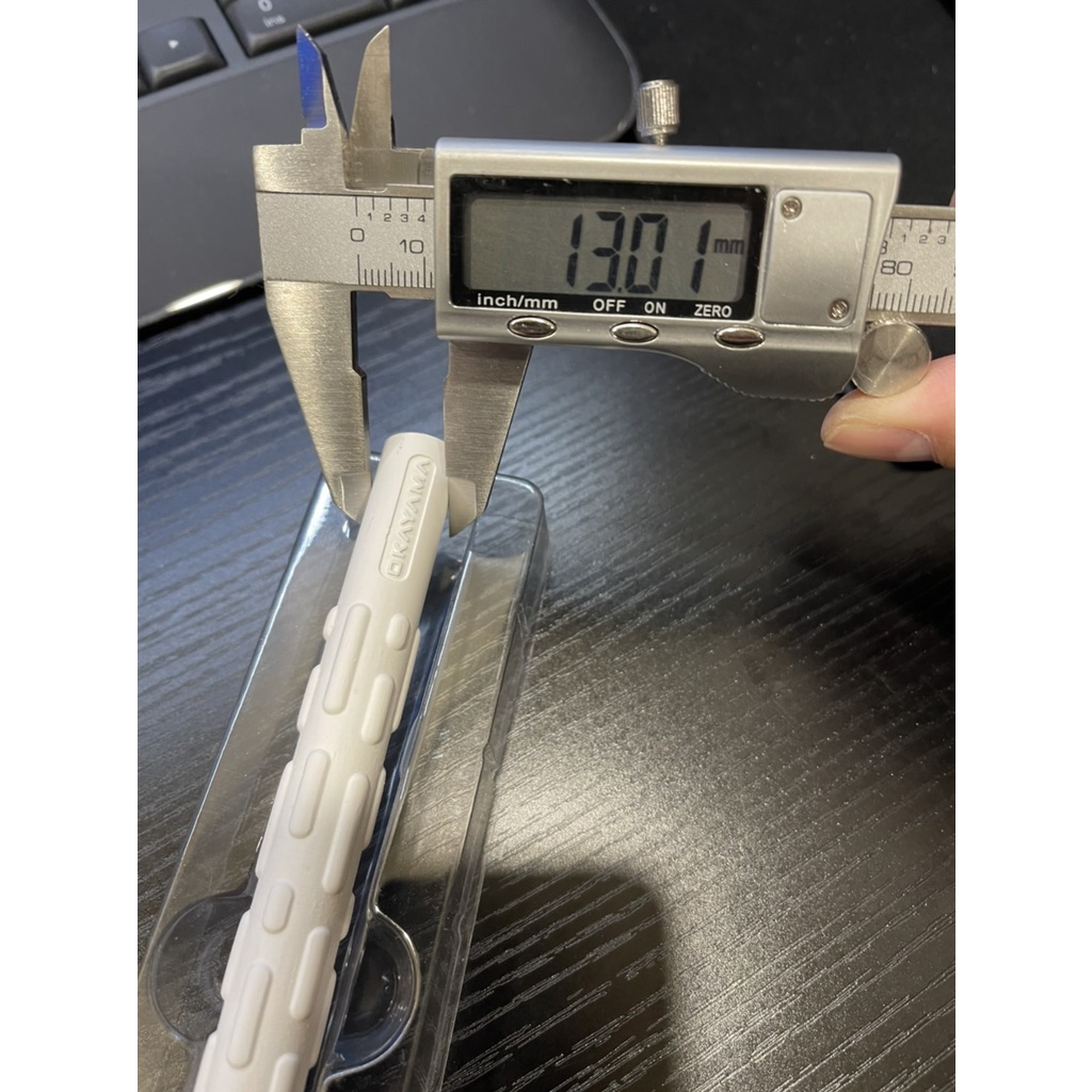 日本岡山製造，珪藻土材質的除臭吸水乾燥棒，保鮮效果卓越。
