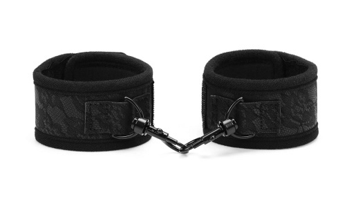 口塞與可調式項圈牽引繩，適合BDSM束縛與控制玩法，增添情趣道具樂趣。