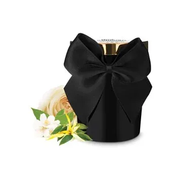Bijoux 按摩香薰蠟燭，70ml 溫暖融蠟按摩油，滋潤肌膚，增添情慾氛圍，適合浪漫前戲與親密時光。