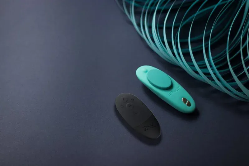 We-Vibe Moxie+ 智能穿戴式陰蒂震動器 (淺綠色/黑色)