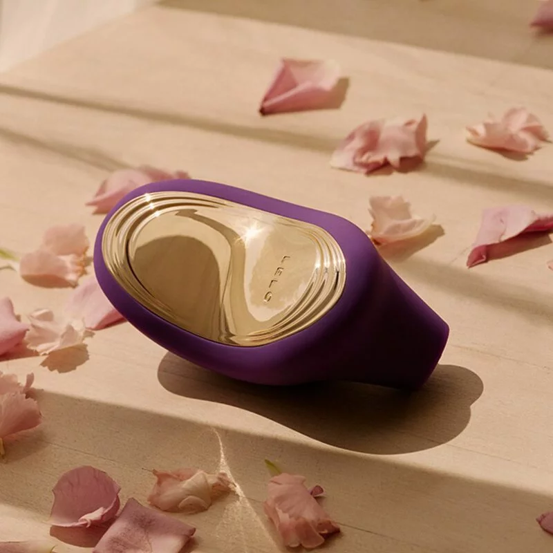 LELO Sona 2 陰蒂聲波吸啜震動器，SenSonic 技術，12 種震動模式，醫療級矽膠材質，USB 充電，全防水設計。