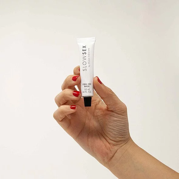 Bijoux Indiscrets 口交軟膏 10ml，潤滑與清涼雙重效果，讓動作更順滑自然，享受更深層次的口交快感。