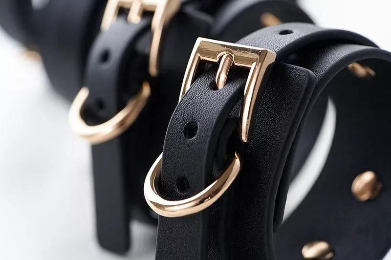 GINRO《遊慾》BDSM新手皮具組，精選材質與設計，讓您輕鬆進入BDSM世界。