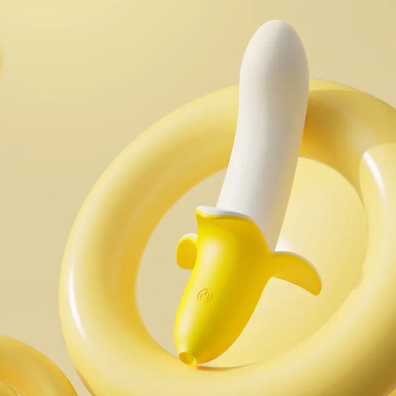 YYHORSE 強力蕉男友按摩器，雙馬達震動與三片蕉皮設計，極致快感體驗。