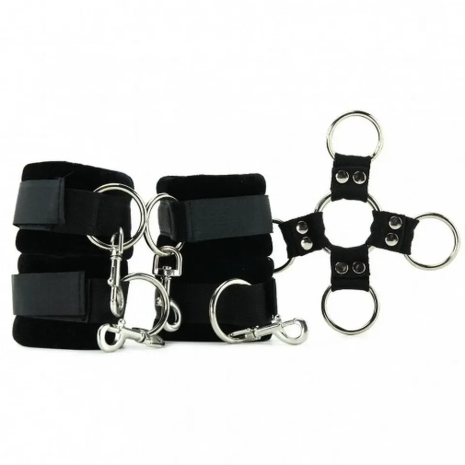 S&M Essentials 5PC 手足十字銬，提供舒適安全的束縛體驗，魔術貼設計輕鬆調整。