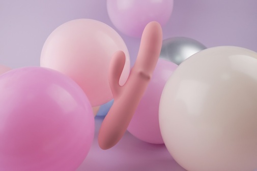 APP控制按摩棒，支援SVAKOM App與FeelConnect 3.0，探索互動式情趣體驗。