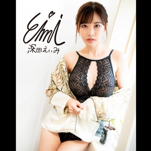 NPG 深田詠美名器，模擬真實陰部，雙層柔軟結構和吸啜力提供激烈滿足感。