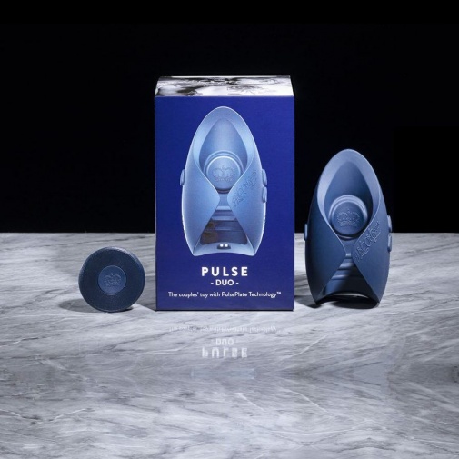 Hot Octopuss Pulse Duo 藍色自慰器，獨立雙馬達設計，提升雙人親密體驗。