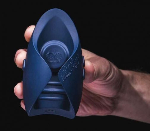 Hot Octopuss Pulse Duo 藍色自慰器，獨立雙馬達設計，提升雙人親密體驗。