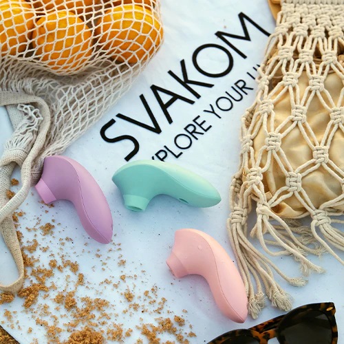  APP控制吸啜器，支援SVAKOM App遠程操作，適合單人或伴侶互動。