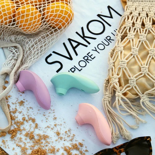  APP控制吸啜器，支援SVAKOM App遠程操作，適合單人或伴侶互動。