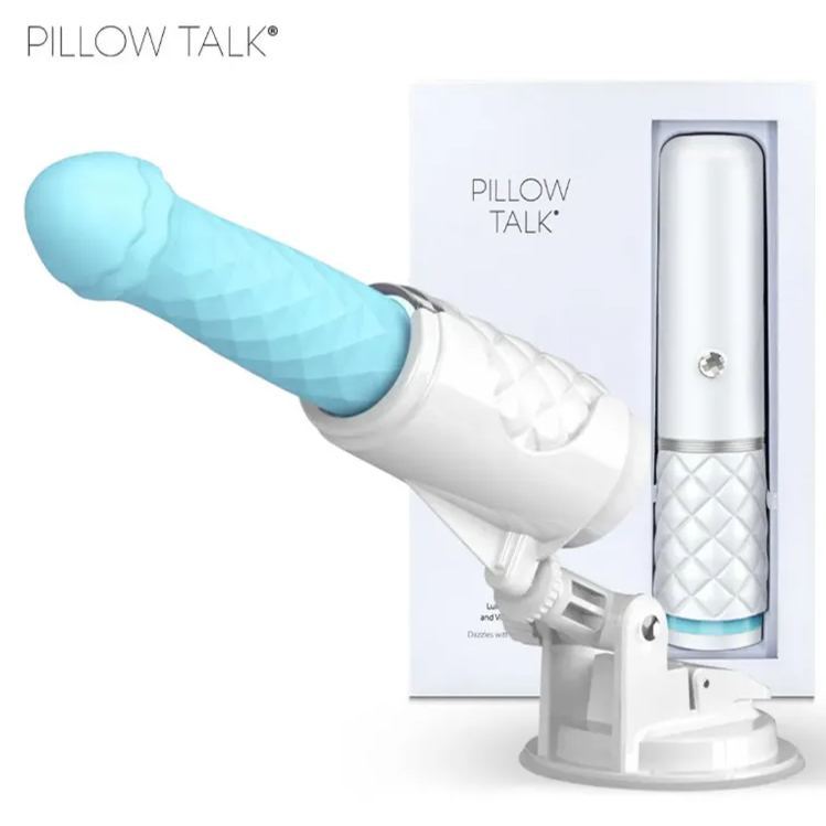 Pillow Talk Feisty 伸縮震動按摩棒，柔軟矽膠製成，設有旅行鎖與Swarovski水晶按鈕。