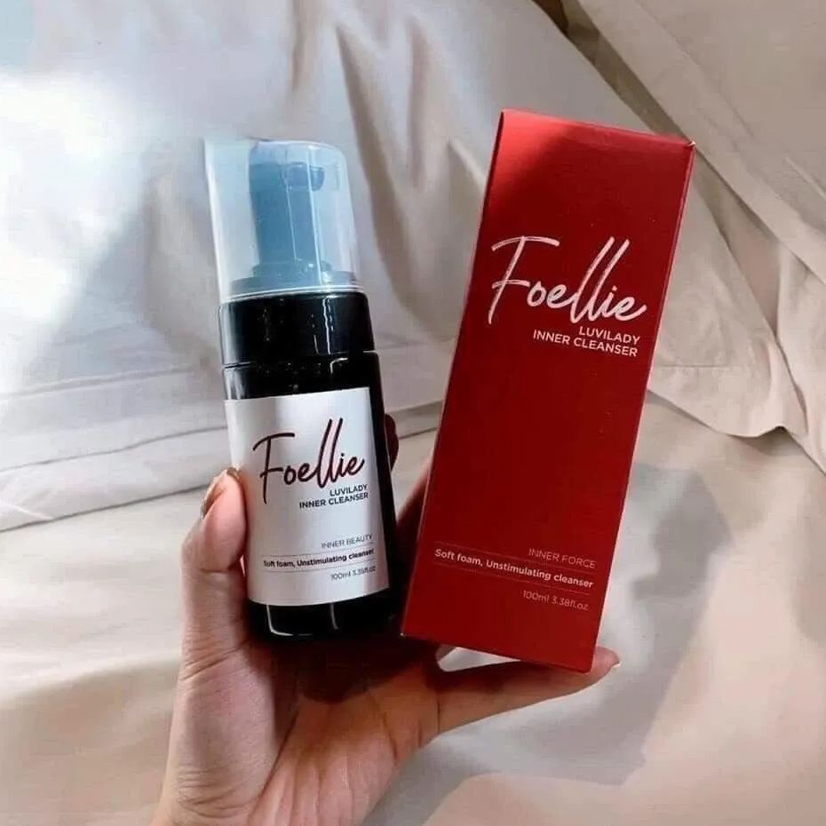 Foellie 女士私密處清潔泡沫，溫和泡沫質地，天然玫瑰香味，呵護私密肌膚，清新持久。