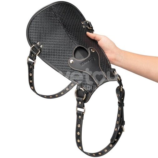 Lovetoy 穿戴式陽具馬鞍，提供穩定舒適的騎乘體驗，完美同步您的節奏。