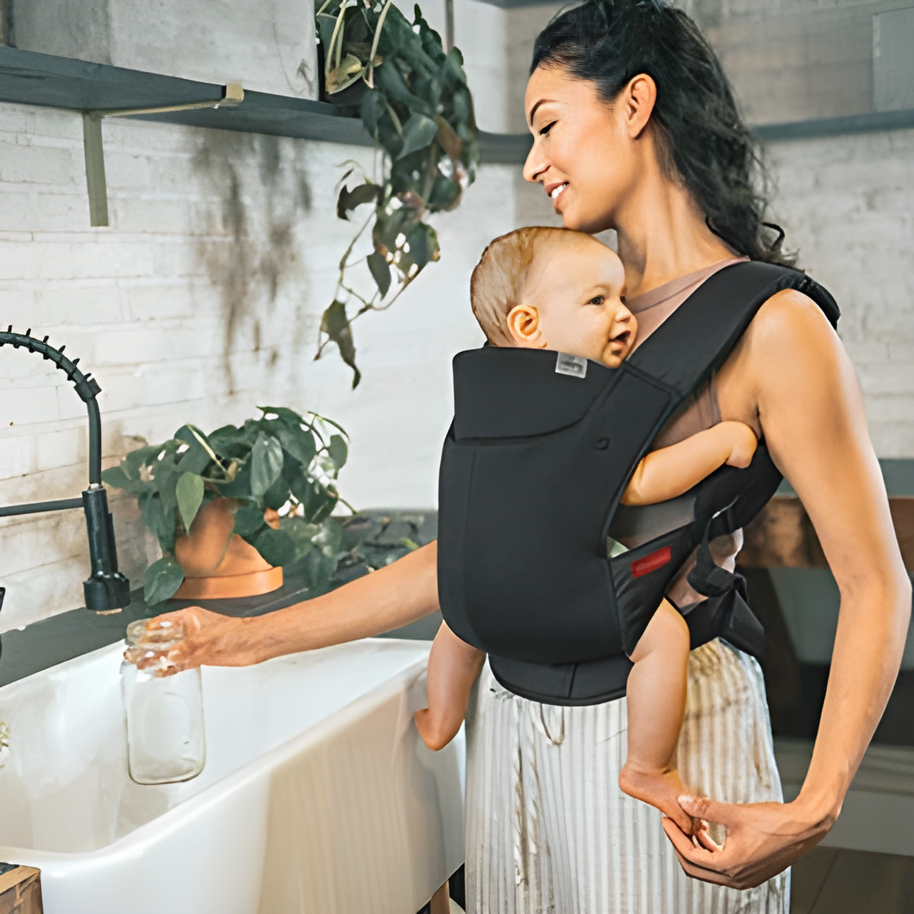 SnugSupport 4-in-1 Infant Carrier - Black