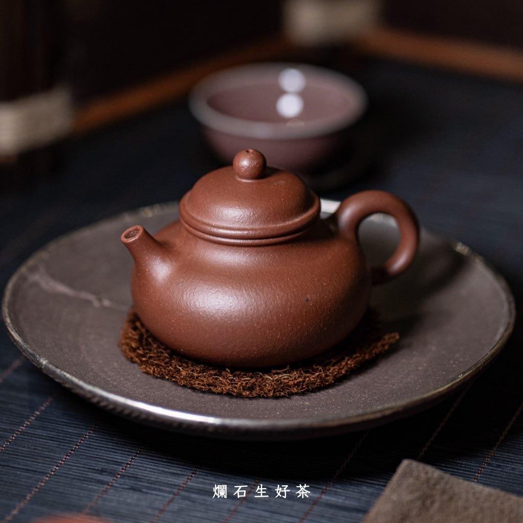 容天壺-石介落款｜原礦黃龍山紫泥