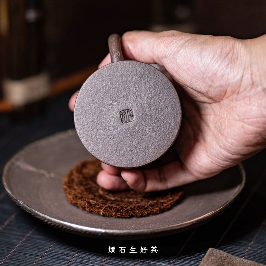 金文泥繪秦權-石介落款｜原礦天青泥