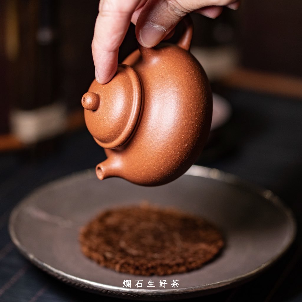 容天壺-石介落款｜原礦红降坡泥款