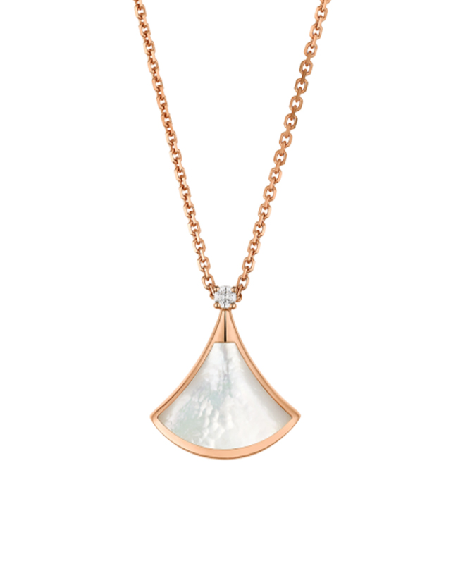 DIVAS’ DREAM necklace (mother of pearl)