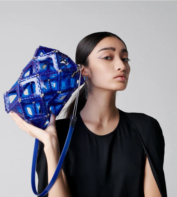 52 BY HIKARUMATSUMURA