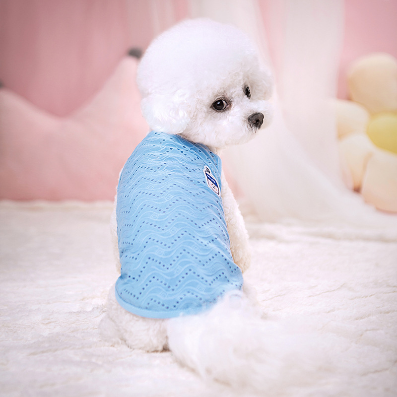 ベスト型の小型犬用服