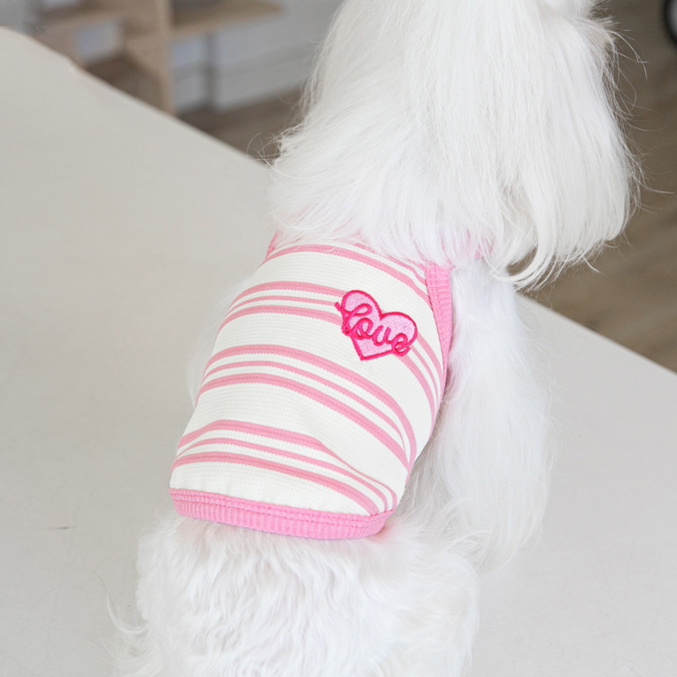 ペット用夏服キャミソール 子犬・猫用 春夏向け 通気性抜群 メッシュ素材 抜け毛がつきにくい 快適設計 ストレスフリー 3D立体裁断 かわい