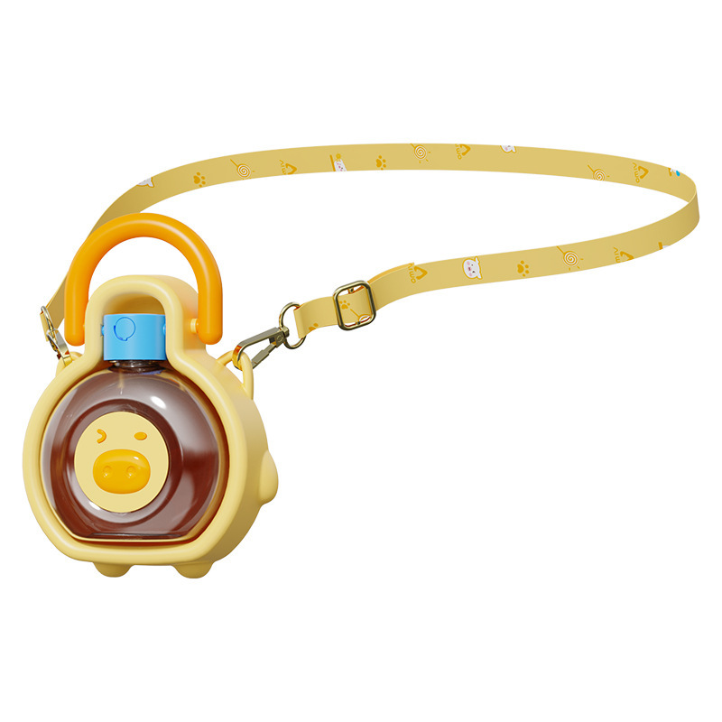 ペット用ブタ型携帯水筒 犬 給水器 折りたたみ ウォーターボトル  400ml ストラップ付き 肩掛け 斜め掛け ハンズフリー 持ち運び便利 水漏れ防止 ワンタッチ スライドロック 広口 丸洗い お散歩 お出かけ 小型犬 中型犬 大型犬 猫用