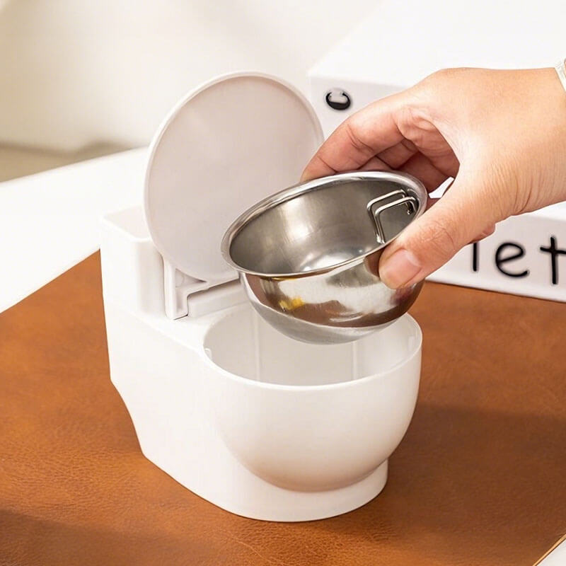 トイレ型 猫専用給水器 首に優しい高さ調整式 ステンレス製 セパレート設計でお手入れ簡単 猫ニキビ予防 トイレの水を飲む癖対策 壁掛け＆置き型2WAY 穴あけ不要 賃貸OK