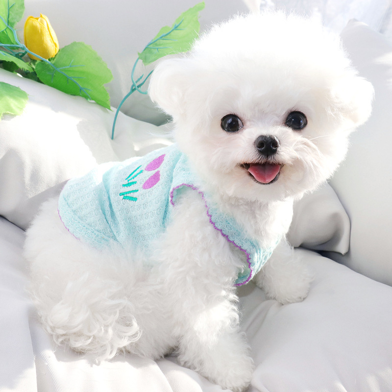 犬猫用夏服キャミソール 締め付けない 蒸れない 究極の快適さ 通気性抜群 薄手軽量ウェア 子犬小型犬向け 春夏に最適 抜け毛つきにくい 多色展開 立体裁断 高弾性 動きやすいストレスフリー設計