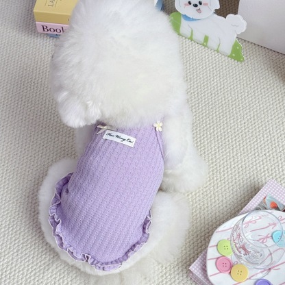 ペット用コットンタンクトップ フリル裾デザイン 高伸縮 通気性抜群 春夏秋向け 犬猫兼用 ポップカラー ワイド肩ストラップ 二重ステッチ 快適フィット 着脱スムーズ 小型犬 中型犬 子犬 散歩 お出かけ おしゃれ かわいい