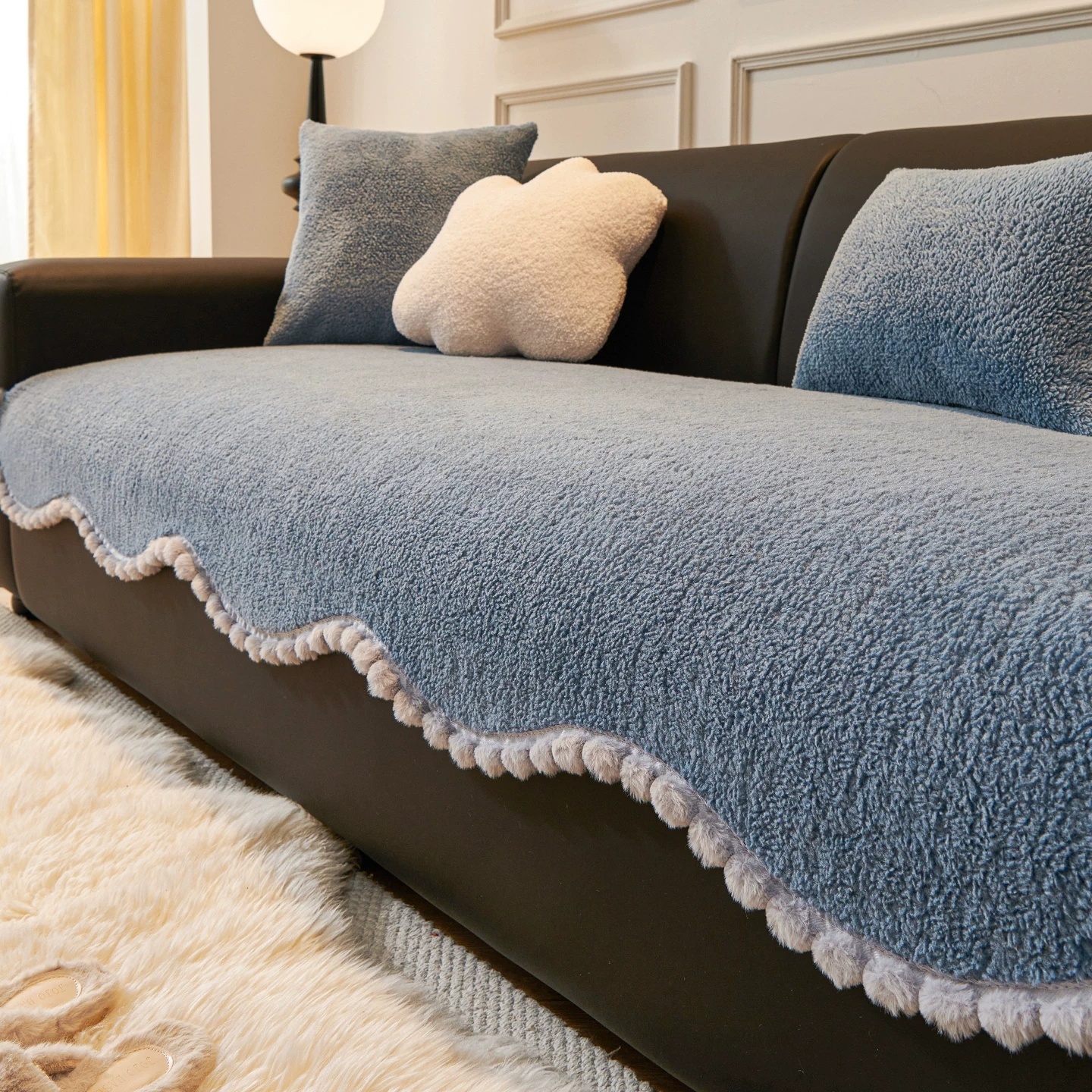 シープボアもこもこソファカバー 秋冬用 厚手 暖かい とろける肌触り 犬猫対応 爪とぎ対策 抜け毛防止 汚れ防止 洗える 丸洗いOK 滑り止め ズレない 毛玉防止 破れにくい お手入れ簡単 北欧 おしゃれ ホルムアルデヒドゼロ 安心-Giipet