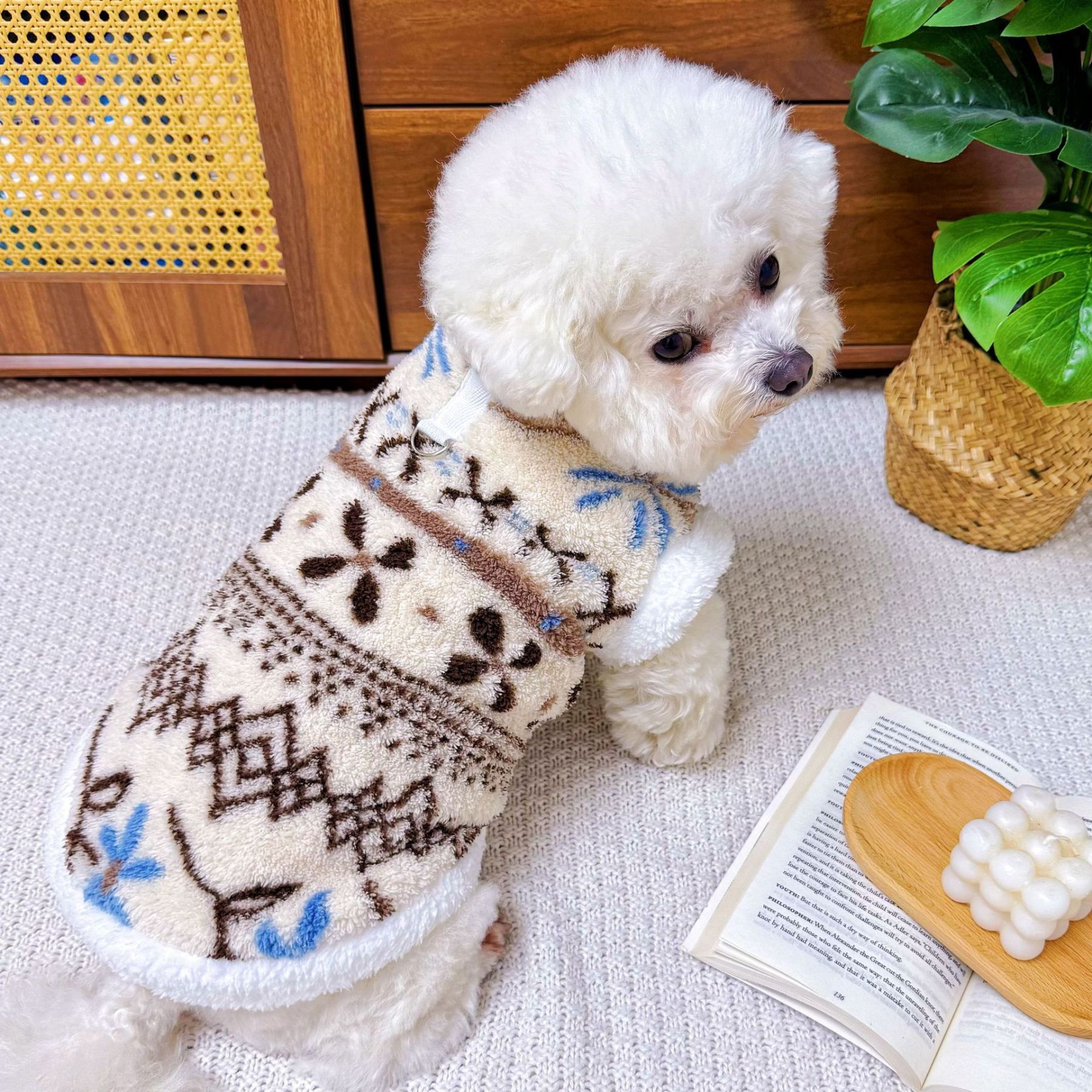 ペット用フェアアイル柄防寒コート 羊毛入り裏起毛 ドッグウェア 北欧レトロ ニット風 強力保温 伸縮性抜群 マイナス5℃対応 着たままトイレOK Dカン付きリード留め 洗濯機OK XS-9XL 小型犬 中型犬 大型犬 超大型犬 寒さ対策