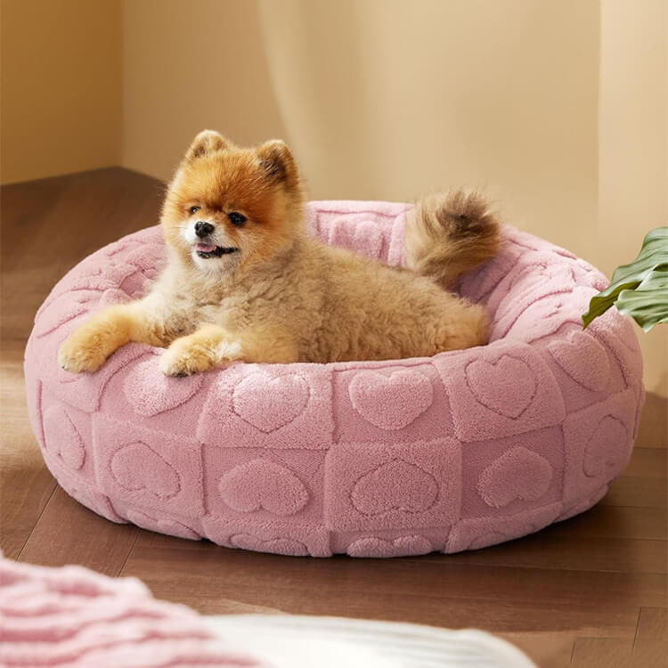 ピーチハート柄ペットベッド ふわふわ包み込み ジャカード ハート/チェック柄 犬猫兼用 丸型 ふわふわ高密度フリース製 丸洗いOK 滑り止め付 除菌抗菌消臭 睡眠改善 噛みに強い 暖かい通気性抜群 ジャカード 40-120cm選べるサイズ-Giipet