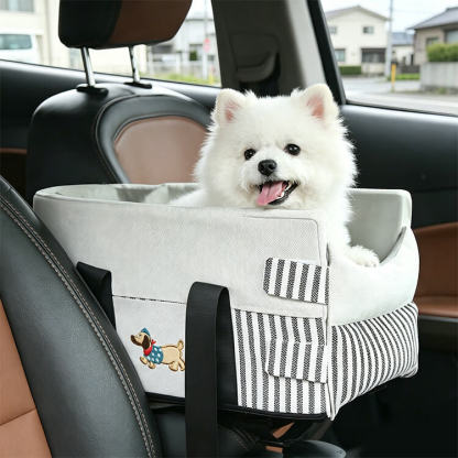 小型犬ドライブボックス 車載用 ドライブベッド 犬猫兼用 センターコンソール アームレスト 助手席 ペットソファー 固定ベルト付き 飛び出し防止 収納ポケット付き 丸洗いOK お手入れ簡単 ドライブシート散歩 旅行 アウトドア ペット用品