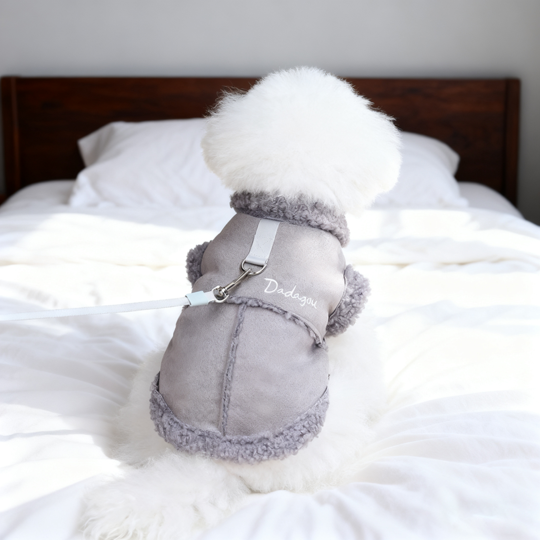 Giipet-犬用服 スエードベスト  秋冬 ジャケット コート 小型犬用 あたたかい フリース パーカー おしゃれ 暖かい 防寒 防風 ベスト ペット ドッグウェア 洋服 Dリング付き 冬服 子犬 -Giipet