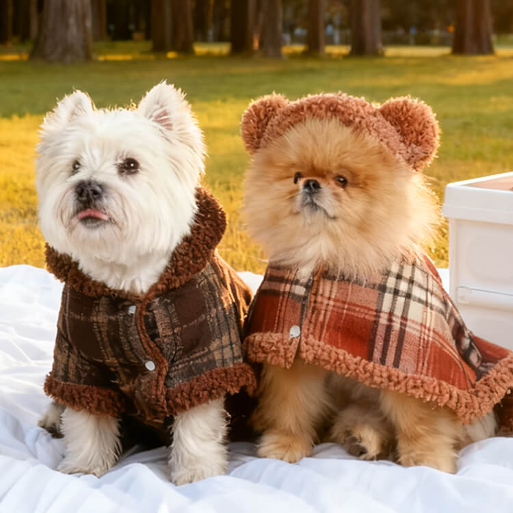 ふわふわくま耳ペットポンチョ 犬猫兼用 秋冬 防寒 保温 暖かい もこもこ フランネル チェック柄 2WAYブランケット 着る毛布 抜け毛対策 洗える ストレスフリー 安全素材 小型犬 中型犬