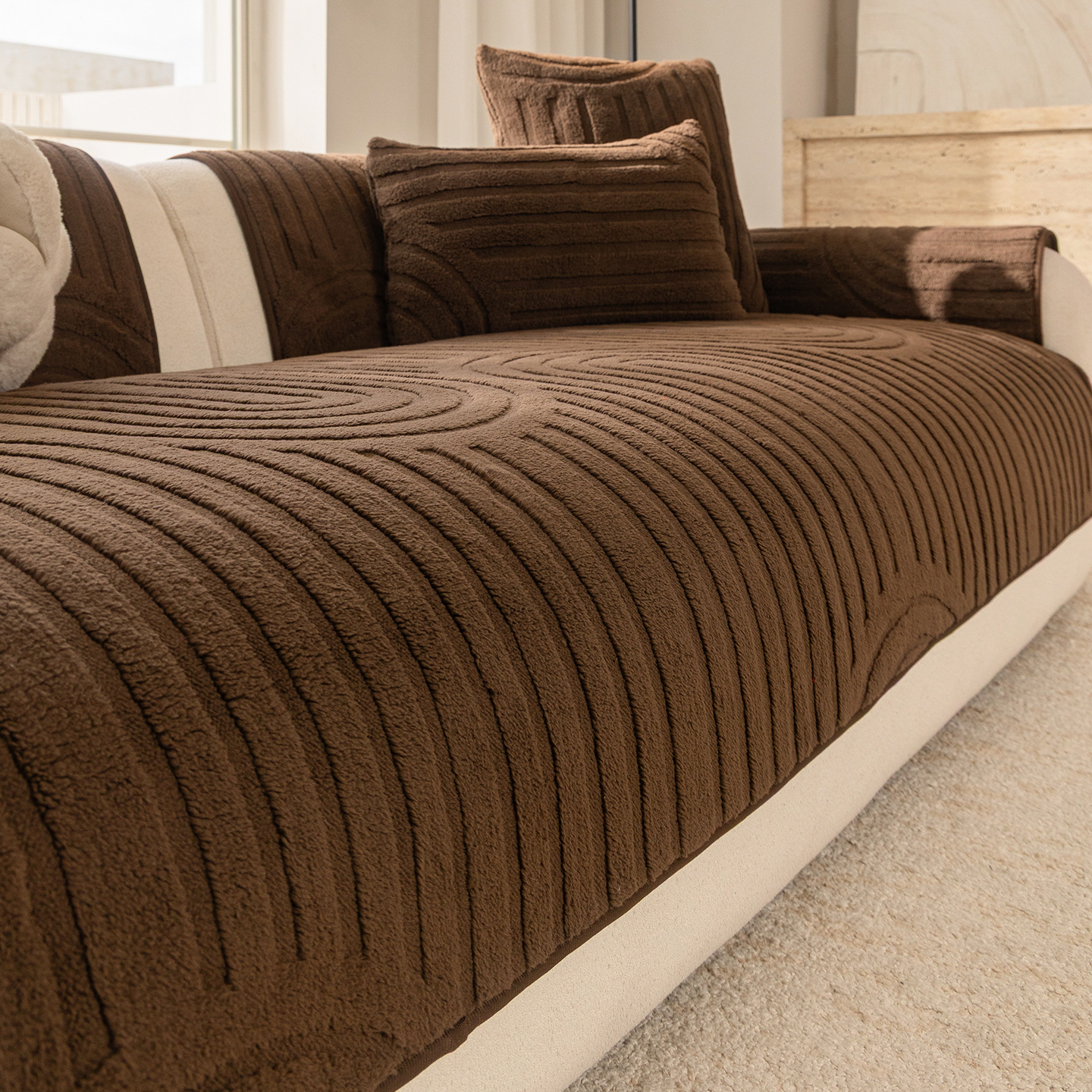 ふわもこソファカバー マルチカバー 厚手 シェニール ジャガード織り 秋冬暖かい 保温蓄熱 とろける肌触り 爪とぎ防止 毛玉にならない 引っ掻きに強い 洗える 丸洗いOK 滑り止め ズレない 耐久性 耐摩耗 北欧 おしゃれ 簡単設置 1人~3人掛け 座面 背もたれ アームレスト対応-Giipet