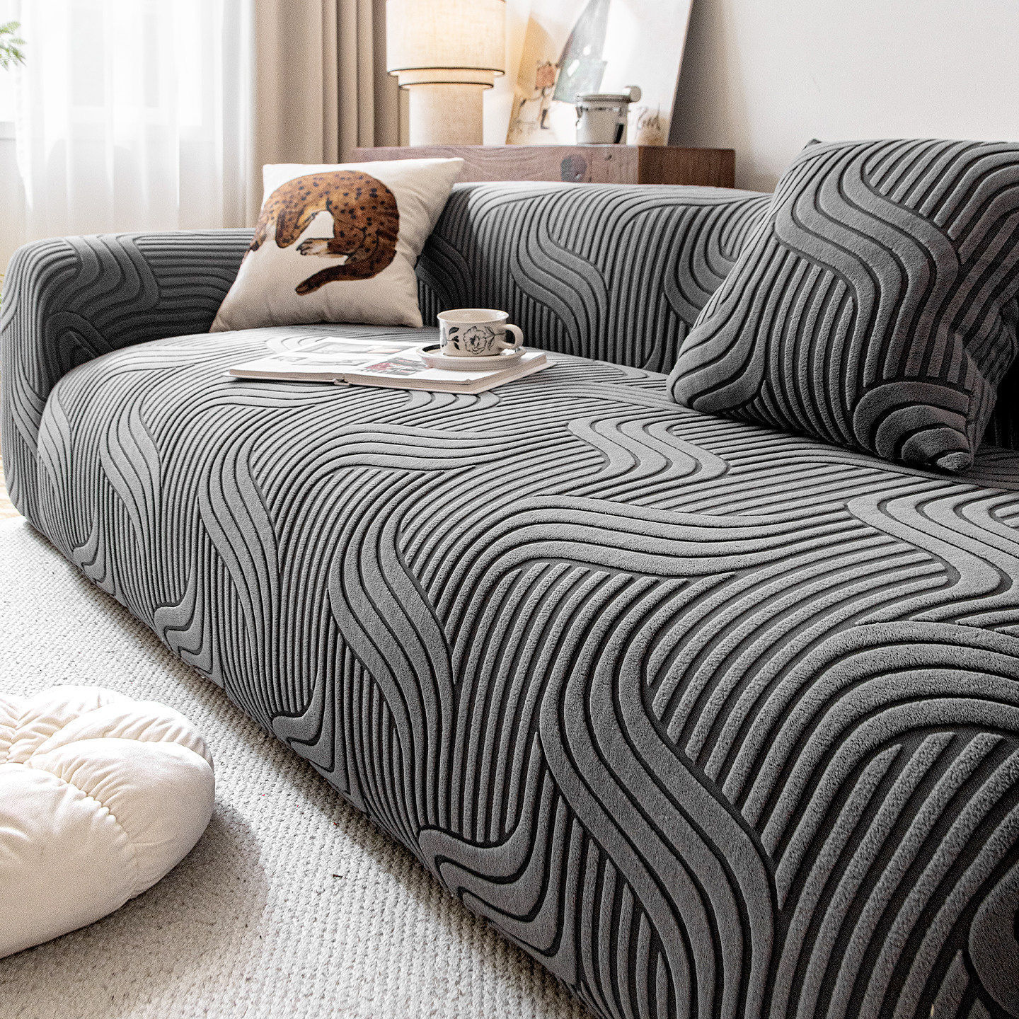 ミルキーホワイト水玉ソファカバー 引っ掻き防止 爪とぎガード 防水 耐尿加工 汚れ防止 高伸縮 柔らかい 無臭 傷防止 犬猫対策 おしゃれ 北欧風 洗える 1-4人掛け