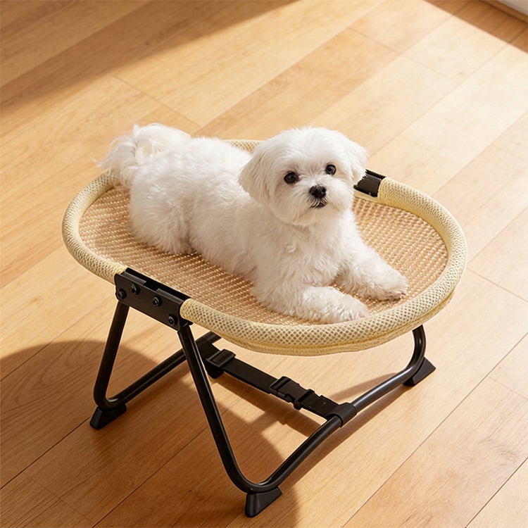 折りたたみ式ペットベッド キャンプ用 高床式コット 通气性 湿気除け カビ防止 コンパクト収納 持ち運び简单 室内 屋外 アウトドア レジャー 小型犬 中型犬 猫対応 全季節対応 丈夫な設計 避難用