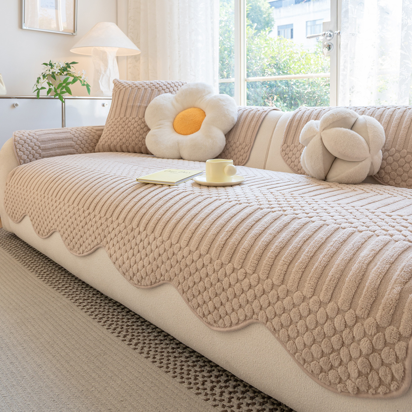 ソファーカバー 厚手 フランネル ミルクファブリック もこもこ ふわふわ 蓄熱保温 あったか 秋冬用 滑り止め ズレない 洗濯機OK 丸洗い 猫の爪に強い ペット対策 毛玉防止 抜け毛なし 取り付け簡単 多サイズ展開-Giipet