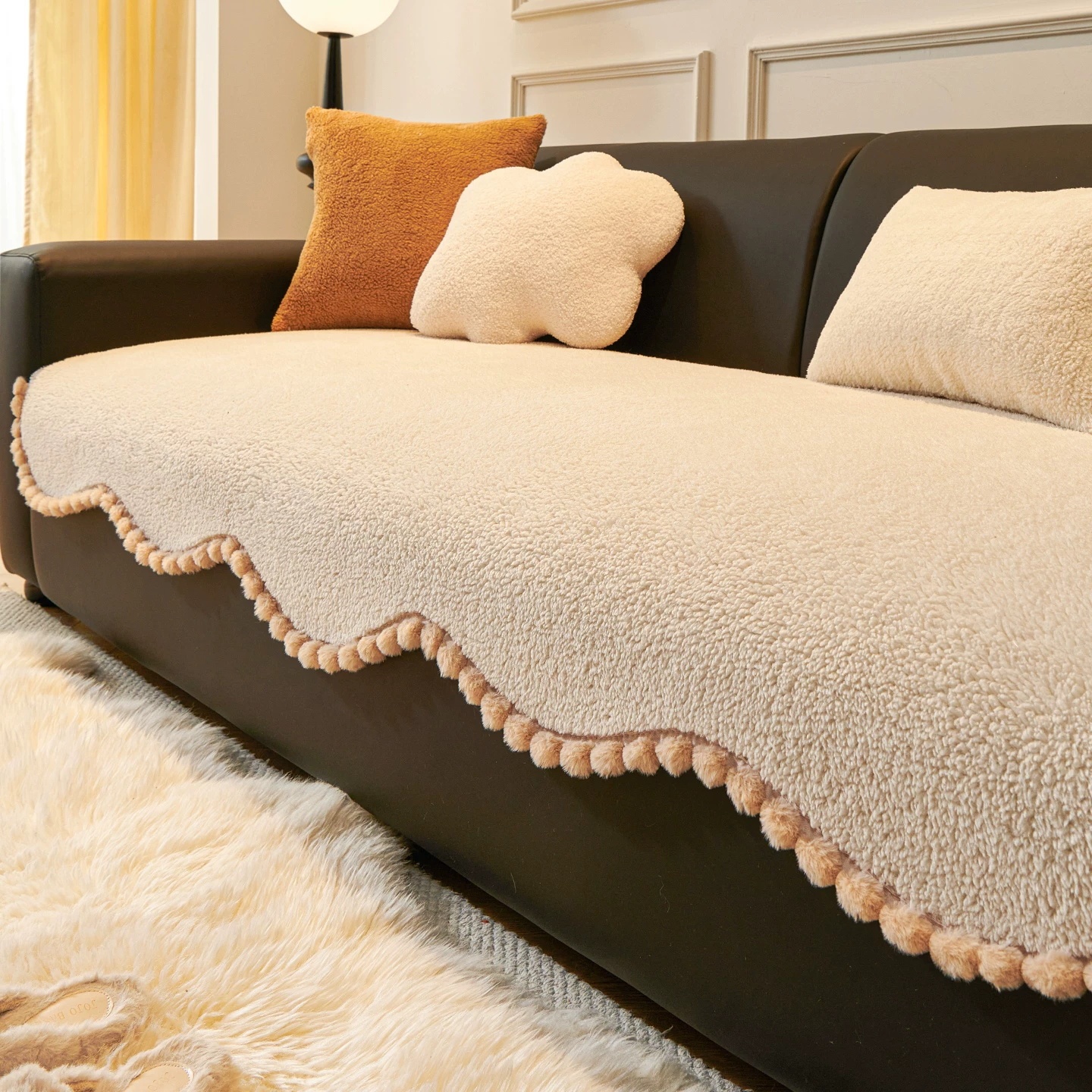 シープボアもこもこソファカバー 秋冬用 厚手 暖かい とろける肌触り 犬猫対応 爪とぎ対策 抜け毛防止 汚れ防止 洗える 丸洗いOK 滑り止め ズレない 毛玉防止 破れにくい お手入れ簡単 北欧 おしゃれ ホルムアルデヒドゼロ 安心-Giipet