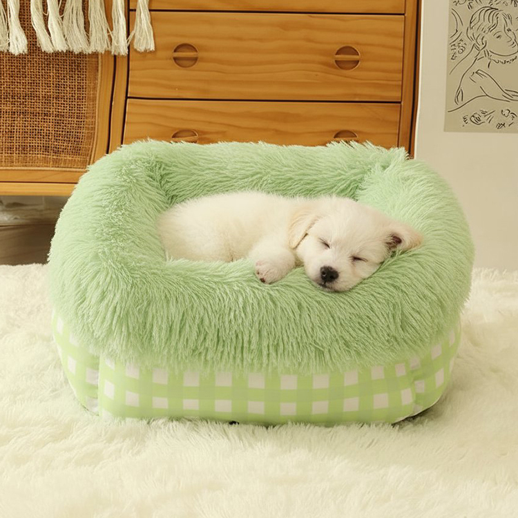 長毛ファー深型ペットベッド へたりにくい高反発クッション 丸洗いOK 滑り止め付 全包囲デザインで包み込む安心感 脊椎頸椎保護 ふわふわもこもこ蓄熱保温 暖かい犬猫兼用 子犬・シニアペット対応 オールシーズン-Giipet