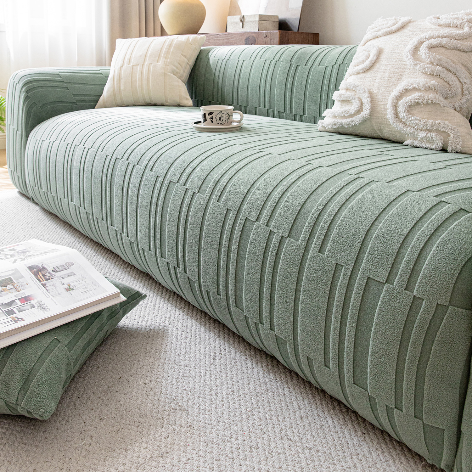 ソファーカバー 幾何学模様 360度全面保護 ペット用 引っ掻きガード 爪とぎ防止 傷防止 汚れ防止 厚手 高伸縮 柔らかい ほつれにくい 型崩れしにくい 洗える 1-4人掛け 北欧風 おしゃれ ソファ保護 犬猫対策